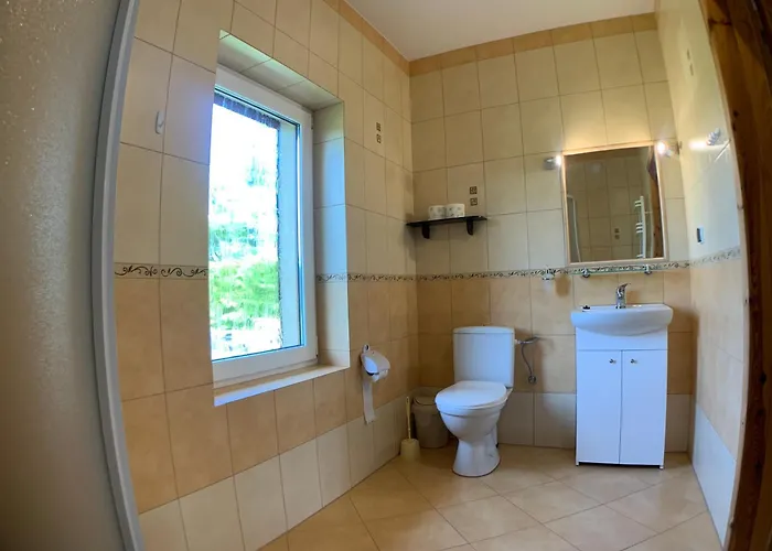 Goscinne Na Zielonej Dolinie Sasino