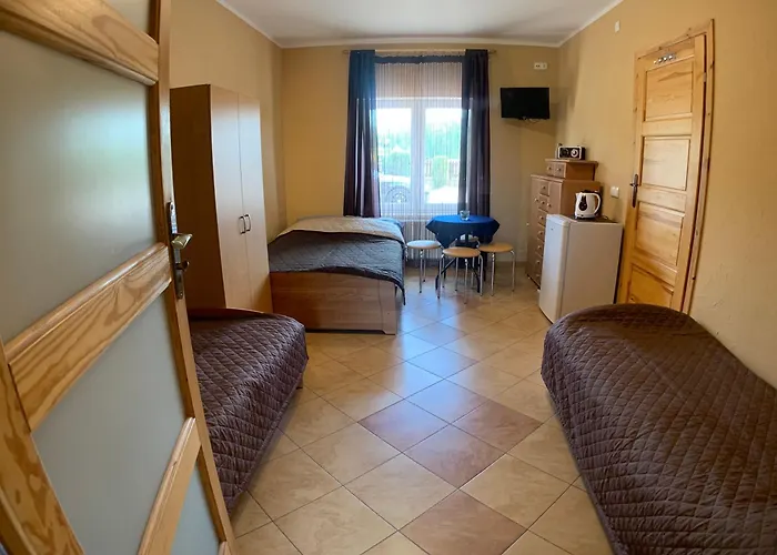 Goscinne Na Zielonej Dolinie Sasino